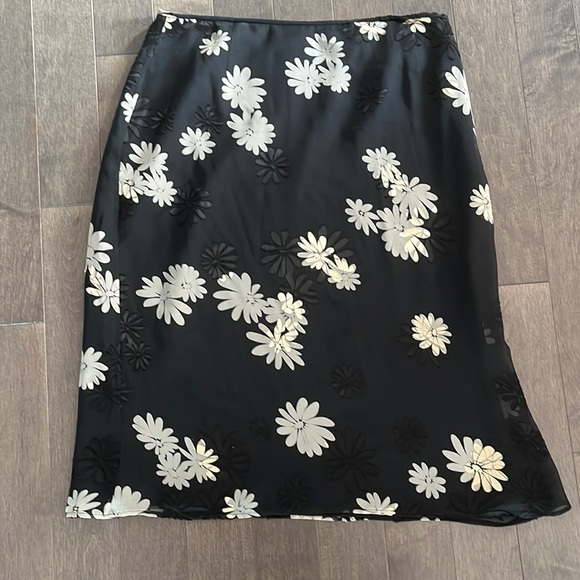 Liz Claiborne Flowy Silk Blend Black & Cream Skirt – 12 - Picture 1 of 6